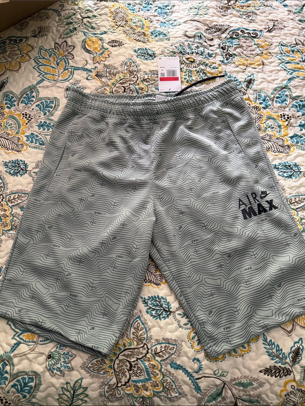 NWT Nike Air Max Light Gray Topographic Performance Shorts